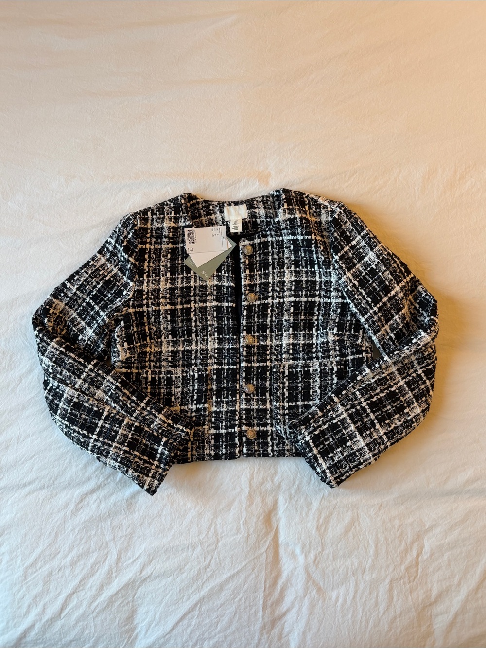 Cropped Bouclé Jacket in Black and White Plaid